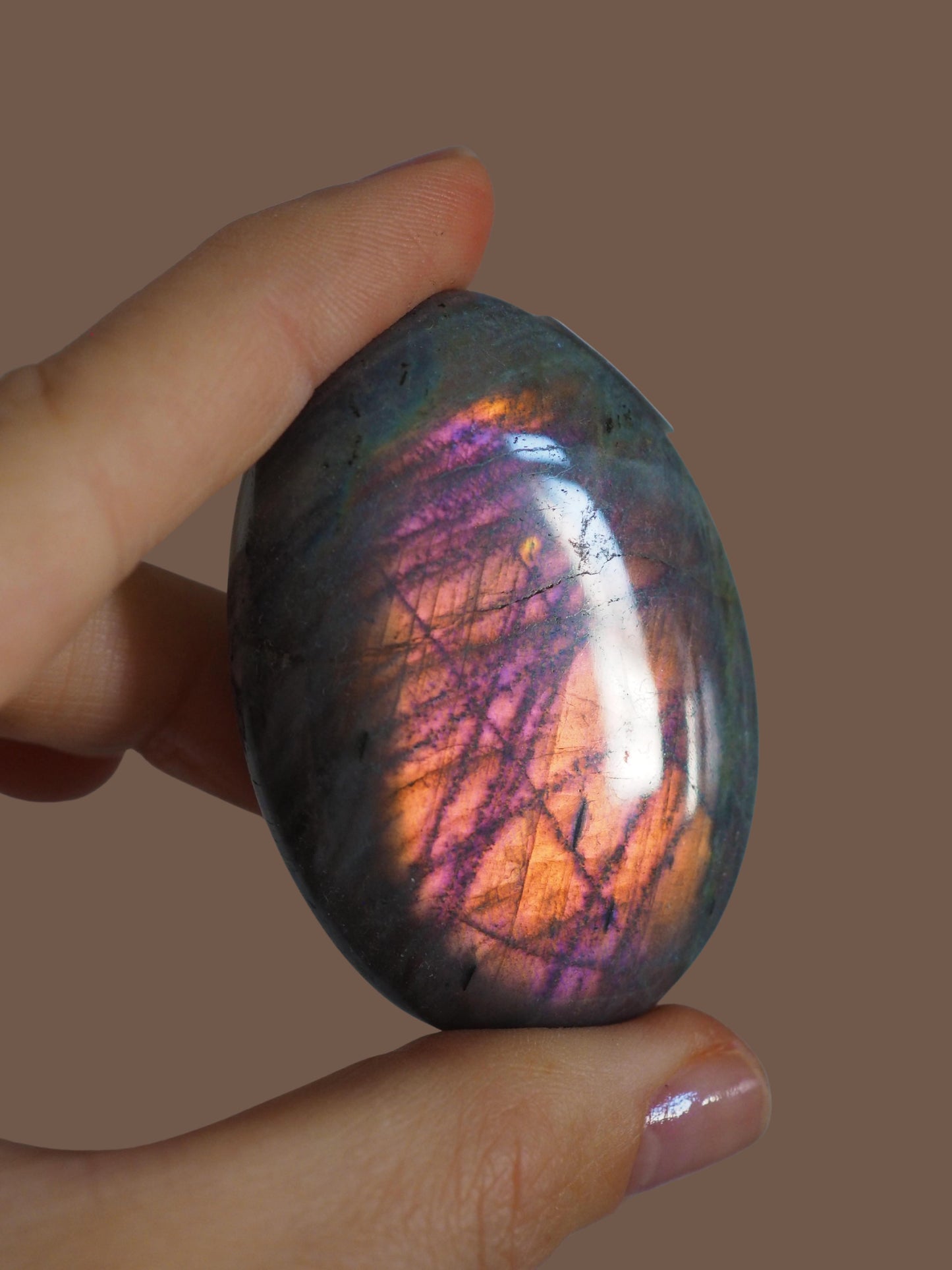 Golden Sunset Labradorit Palmstone . Seifenstein Handstein ca. 6 cm - Madagascar Hand poliert HIGH QUALITY