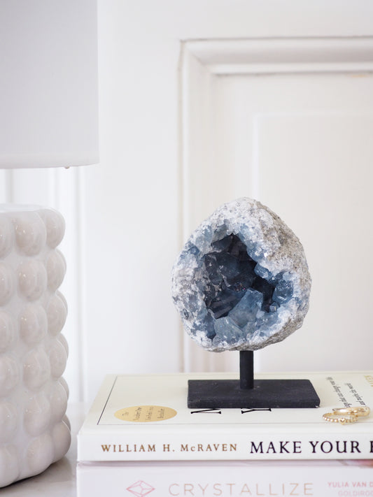 Coelestin Cluster auf Halter . Ständer ca. 11 cm - aus Madagascar HIGH QUALITY