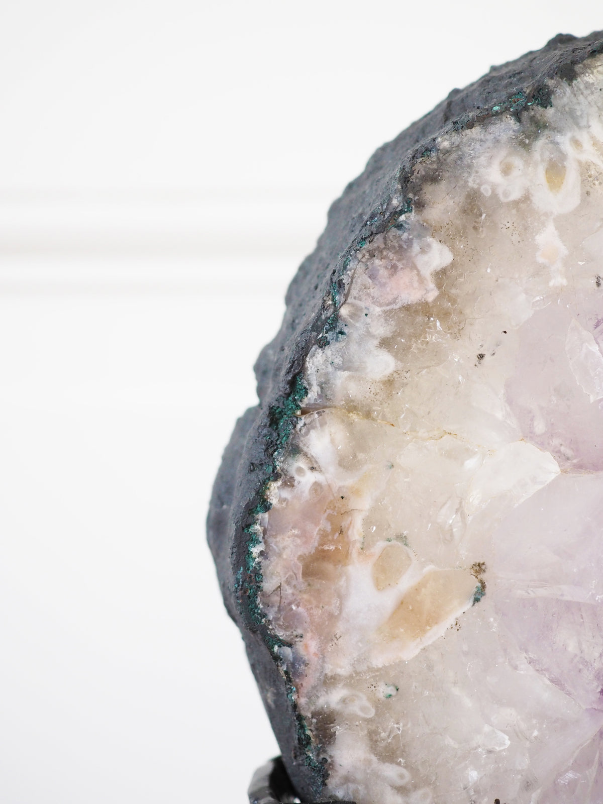 Amethyst Portal mit Pink Amethyst Details auf Ständer ca.26 cm - aus Brasilien HIGH QUALITY