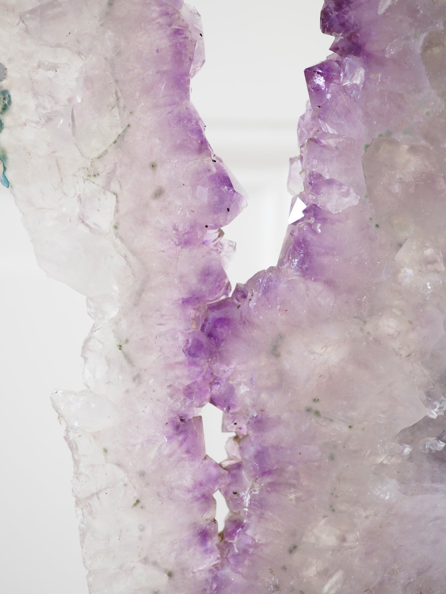 Amethyst Portal auf Ständer . Halter 34 cm - aus Brasilien