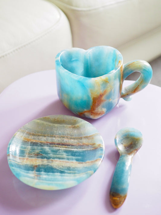 Deko Blaue Onyx / Blauer gebänderter Calcit Herz Tasse Kristall Becher mit Teller und Löffel SET . Blue Onyx / Calcite Heart Cup Mug ca. cm - Handcarved