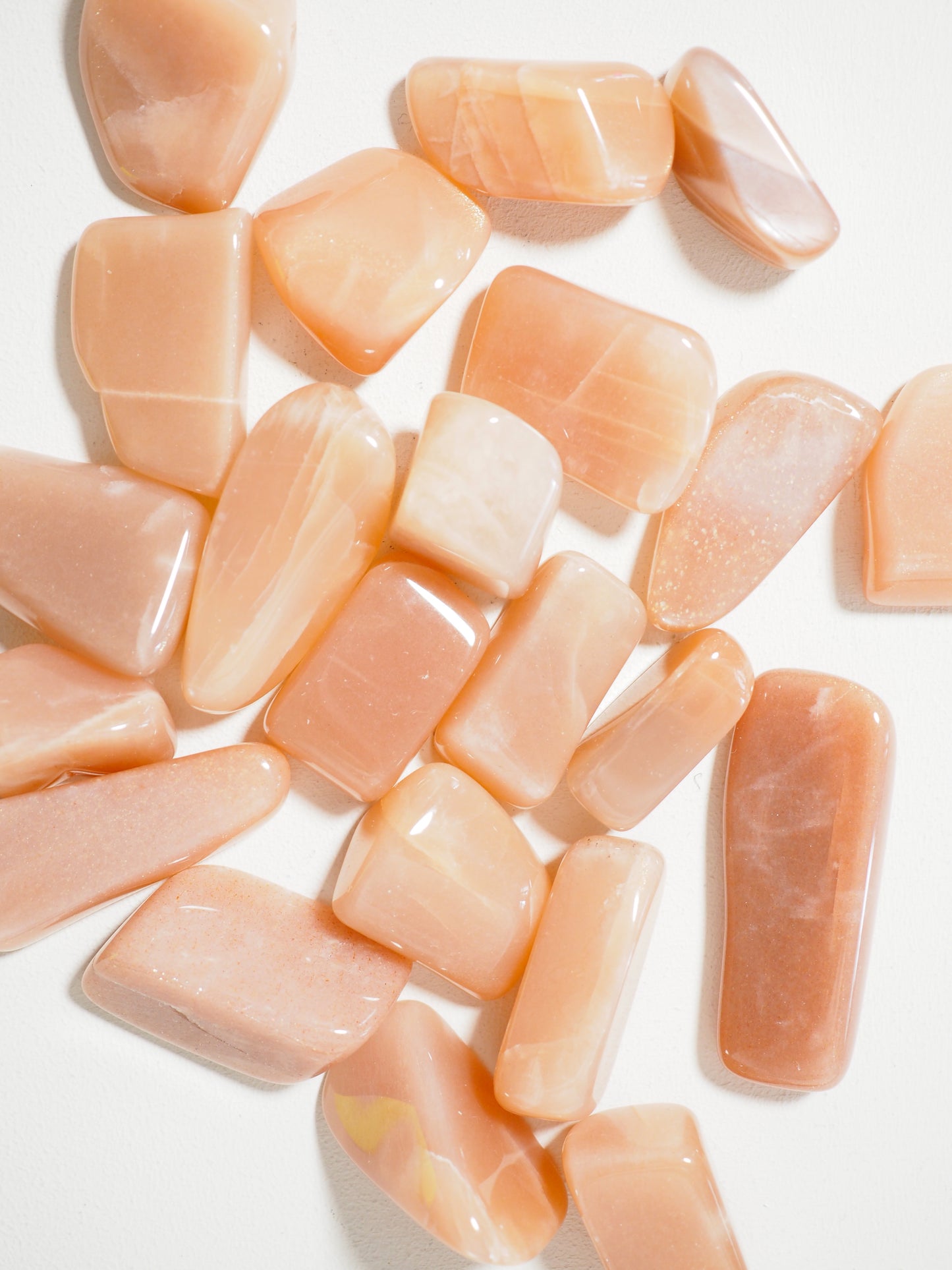 Echter Sonnenstein Trommelstein / Real Sunstone Tumble ca. 2-3 cm aus Tansania -High Quality