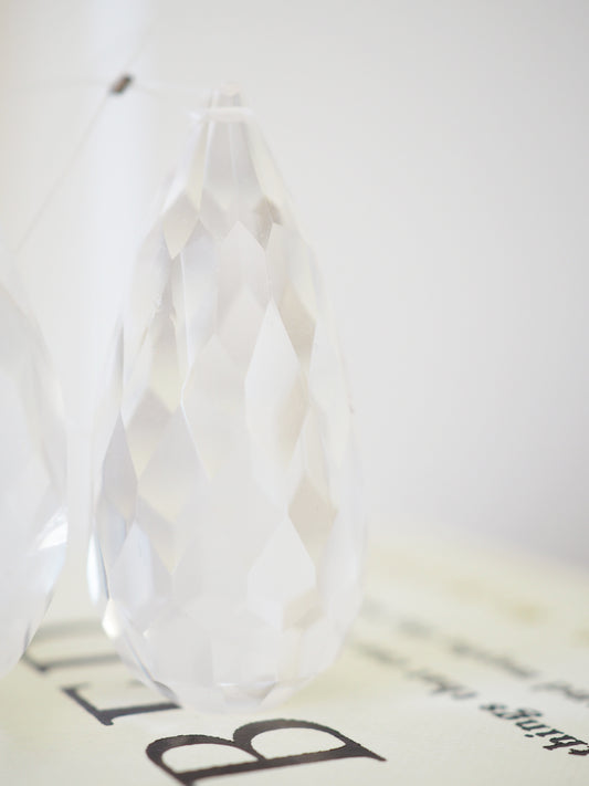 Facettierter Bergkristall Drop Shape Sonnenfänger - aus Brasilien HIGH QUALITY HAND CARVED