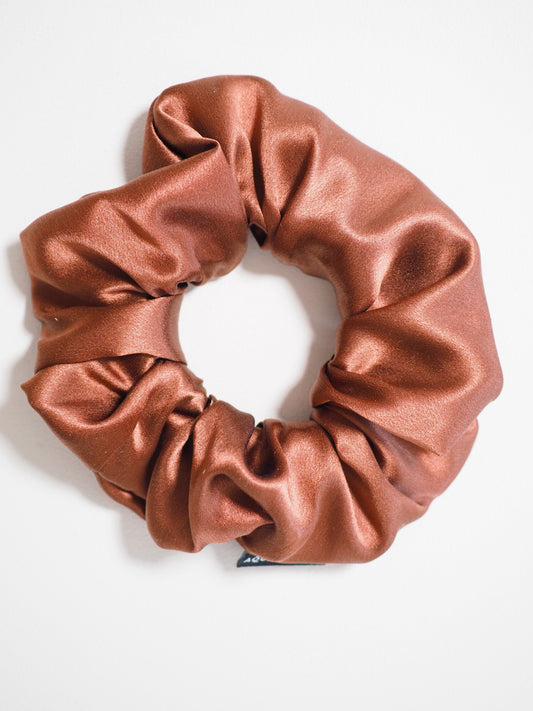 CRYSTAL SCRUNCHIE 100% Maulbeerseiden Haargummi mit Kristall Tasche - BROWN . Braun