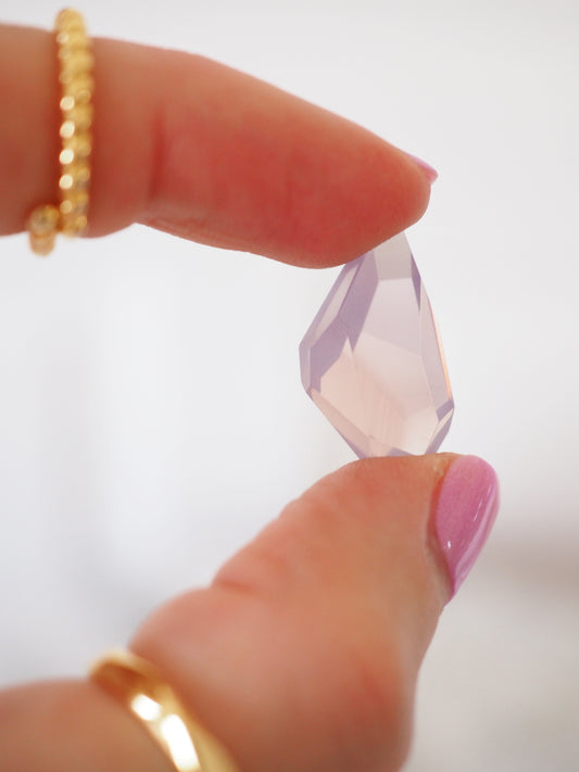 Lavender Moon Quarz mini Freeform ca. 2 cm - aus Brasilien RARE