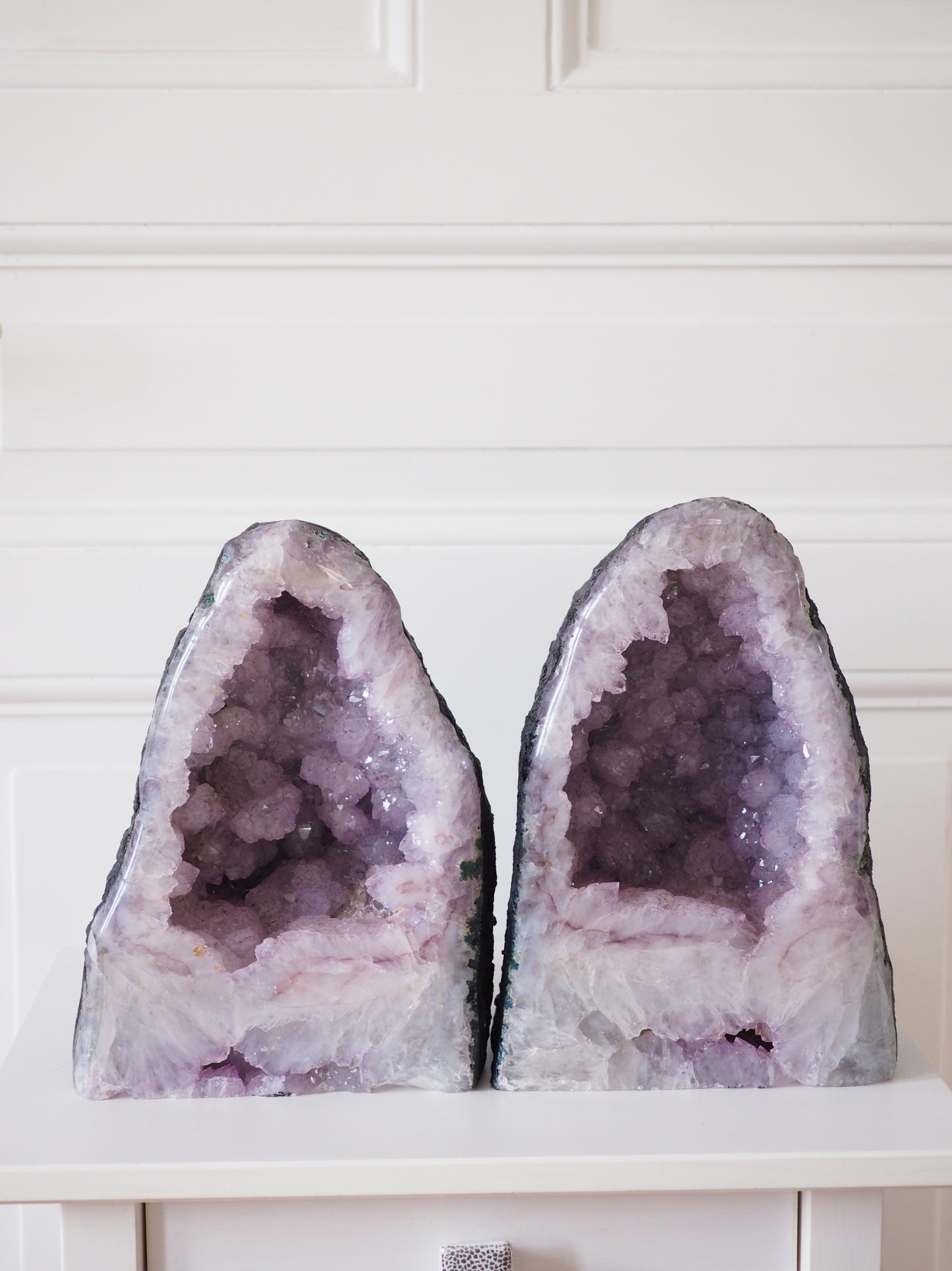Flieder Violette Amethyst Geoden PAAR mit Kathedralen Kristallen & Amethyst Blumen ca. xx cm 14 Kg . PARADISE COLLECTION - aus Brasilien HIGH QUALITY