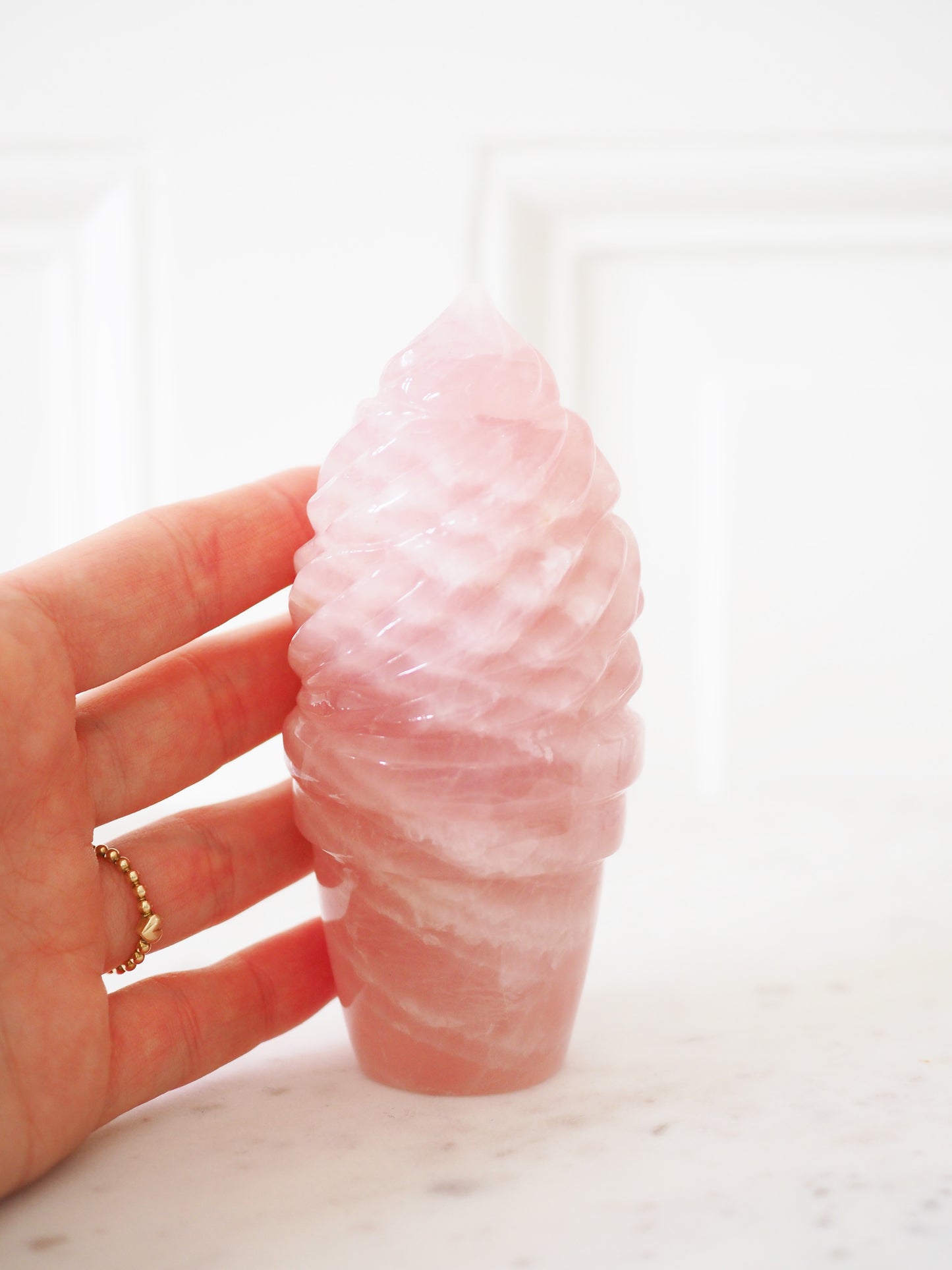 Rosenquarz Eis ca. 11cm Handcarved
