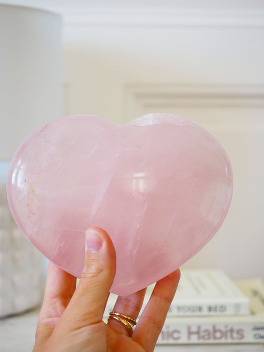 Rosenquarz Herz nach Wahl 7-14cm - aus Brasilien HAND CARVED