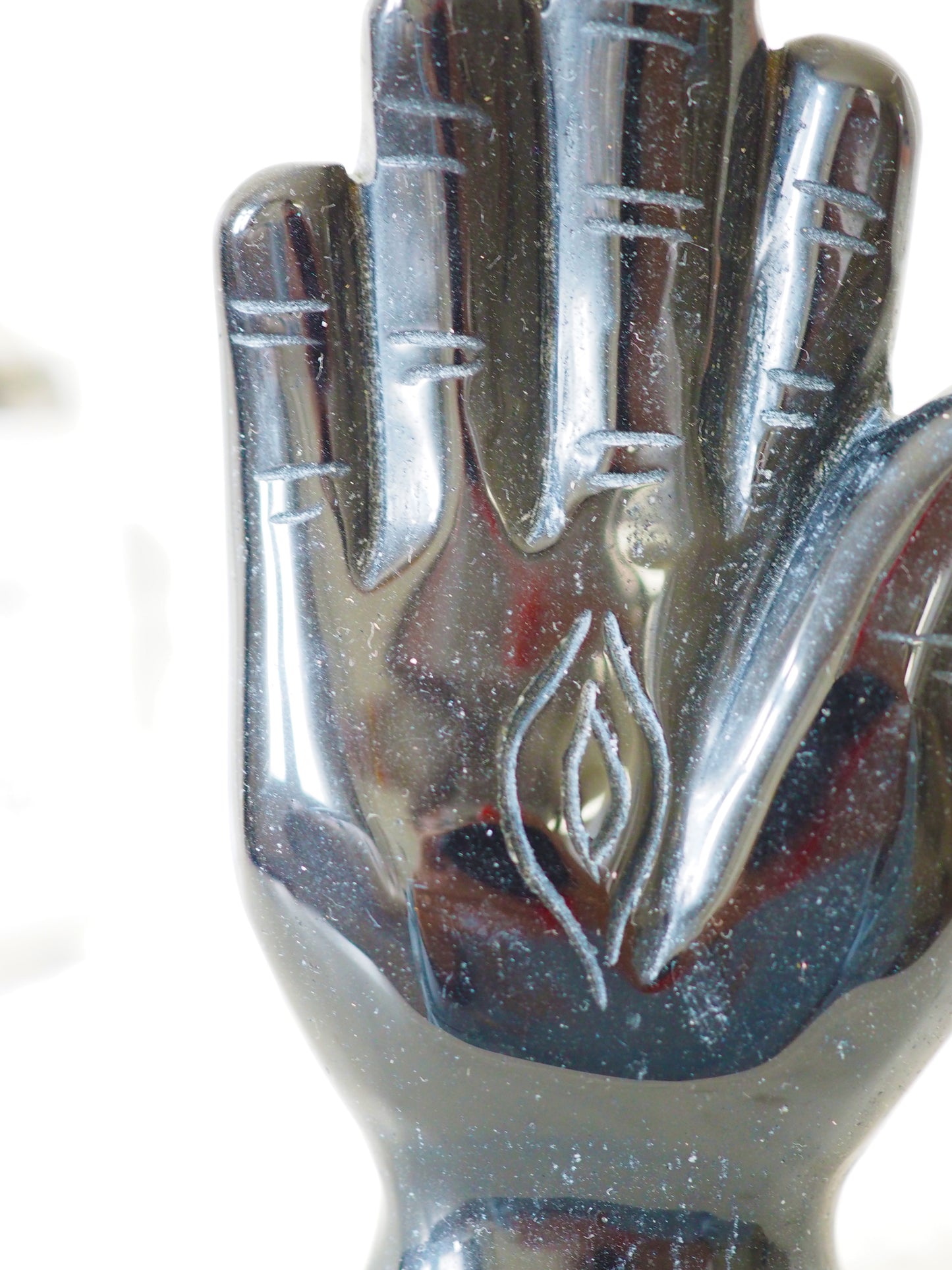 Schwarzer Obsidian Magische Hand mit Auge Hamsa . Black Obsidian Magic Hand with Eye ca. 12 cm - Hand Carved