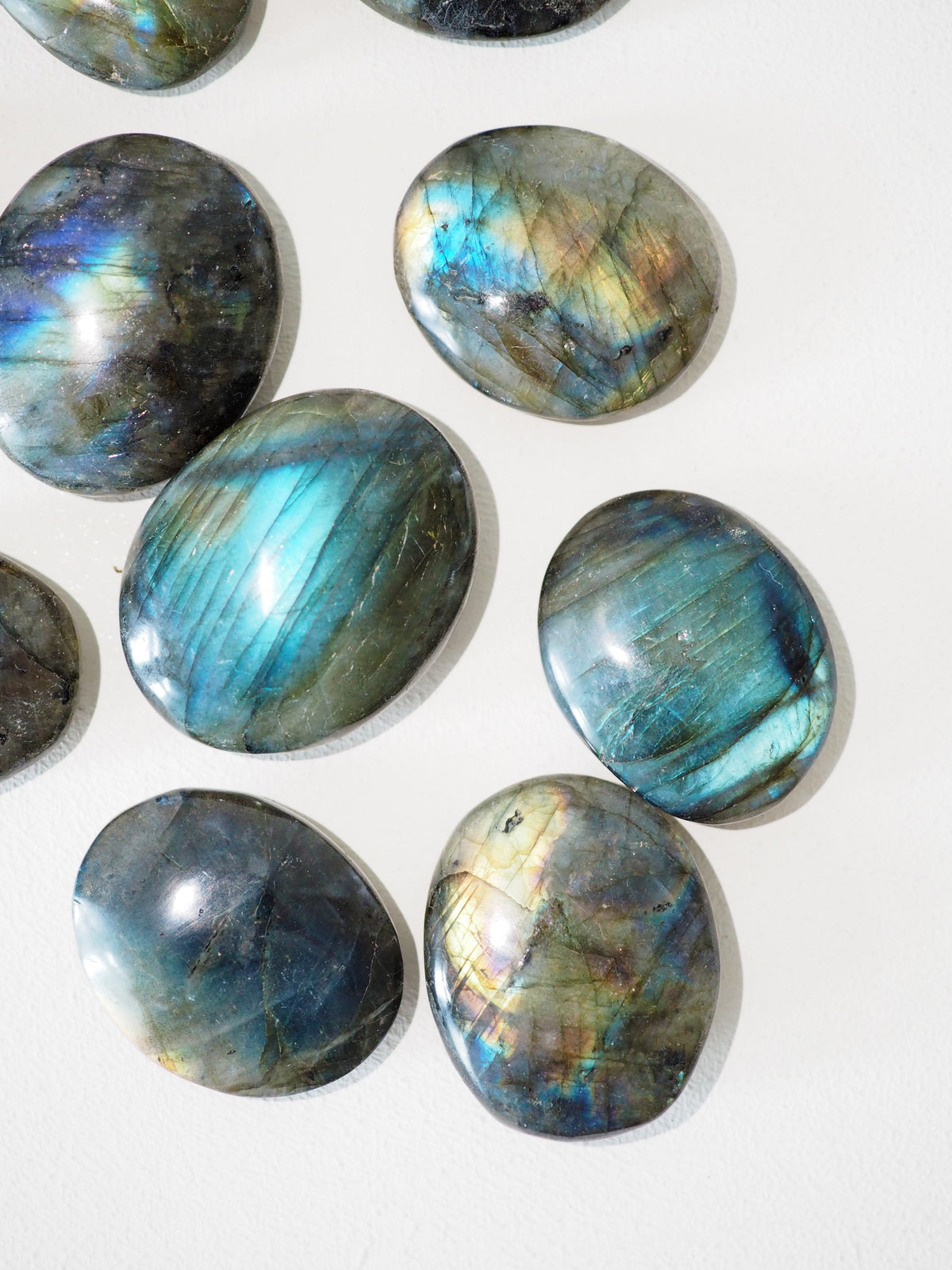 Labradorit ca. 4-5 cm Scheiben Stein - aus Madagascar Handpoliert HIGH QUALITY