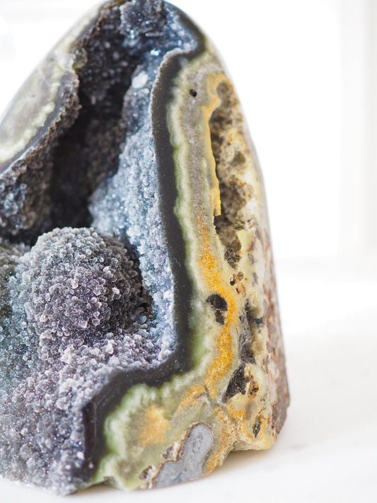 Cut Base Black Amethyst Cluster ca 11.5cm 270g - aus Uruguay RARE