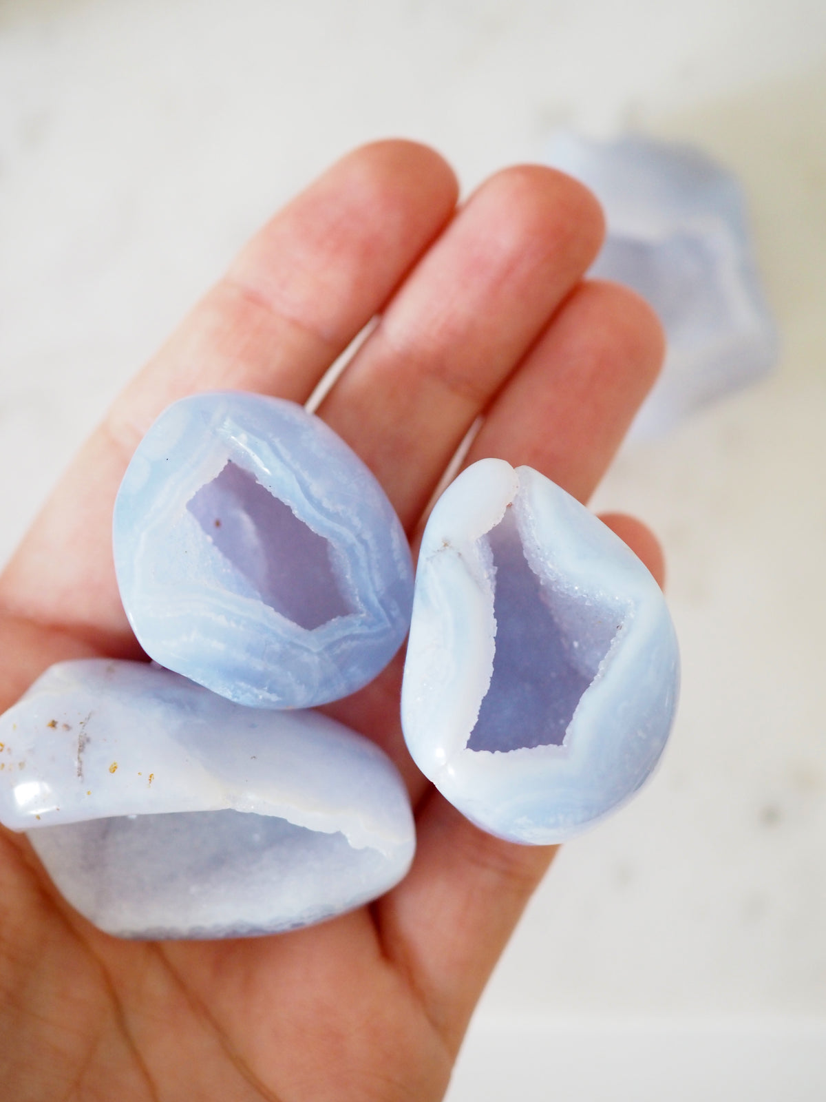 Druzy Blauer Spitzen Achat . Blue Lace Agate ca. 3-4 cm - aus Namibia HIGH QUALITY