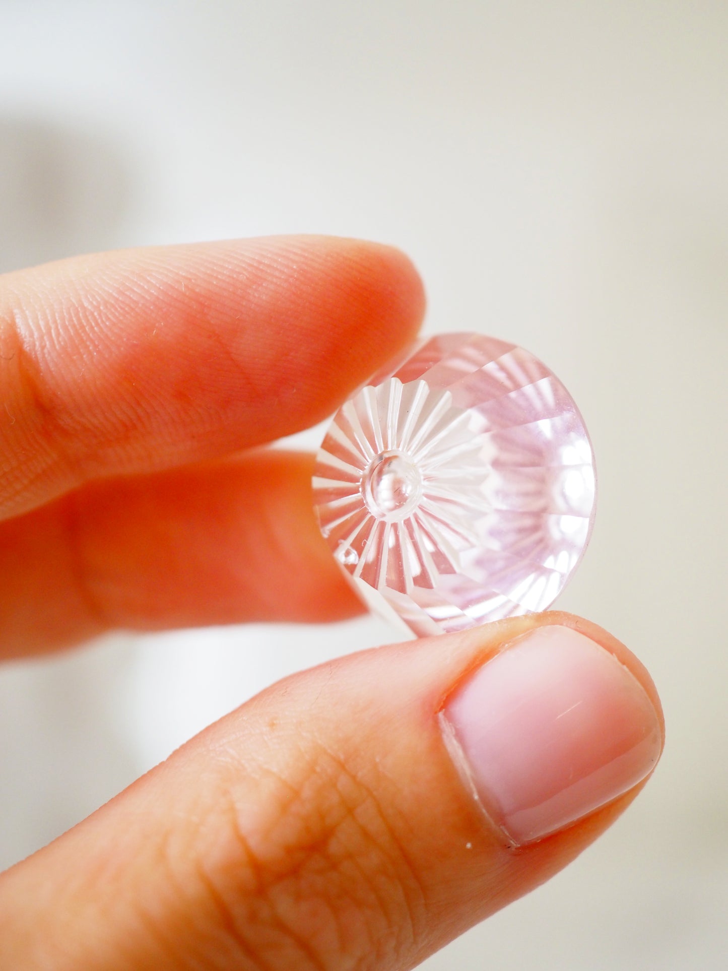 HQ Magic Cut Rosenquarz Gem ca. 2.1cm - aus Minas Gerais Brasilien