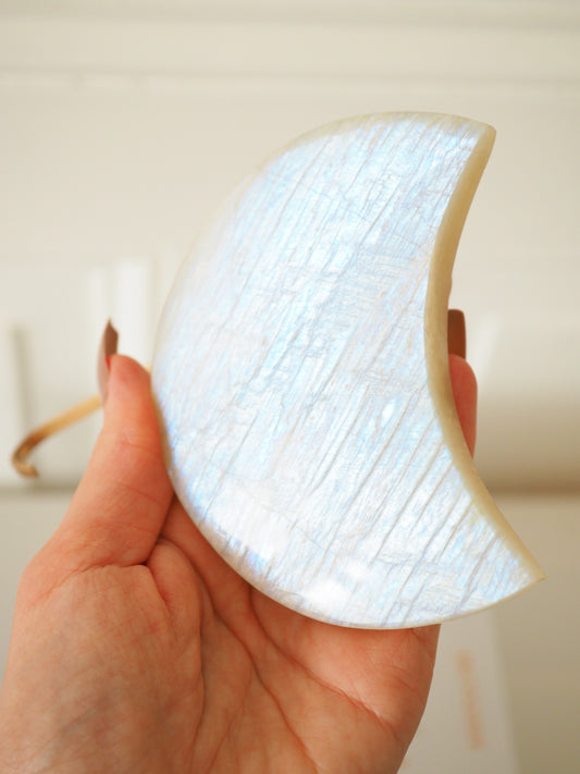 Beiger Mondstein Mond auf Ständer . Beige Moonstone Moon on Stand ca. 22 cm - Hand Carved HIGH QUALITY