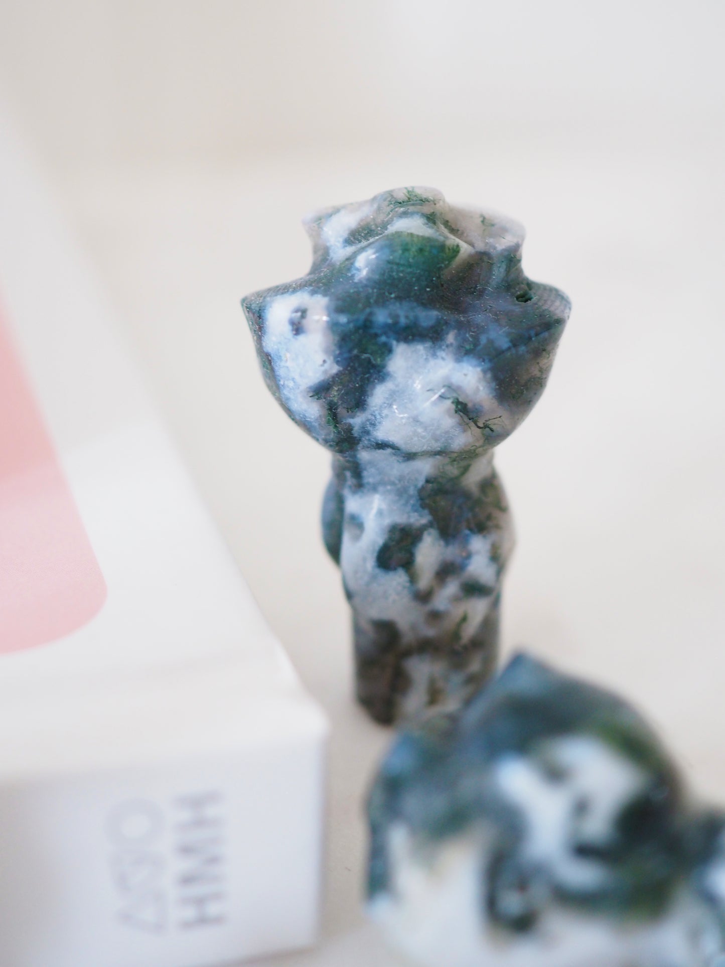 Moos Achat Rose Mini Gravur . Moss Agate Mini Rose Carving. ca. 4cm - aus Indien