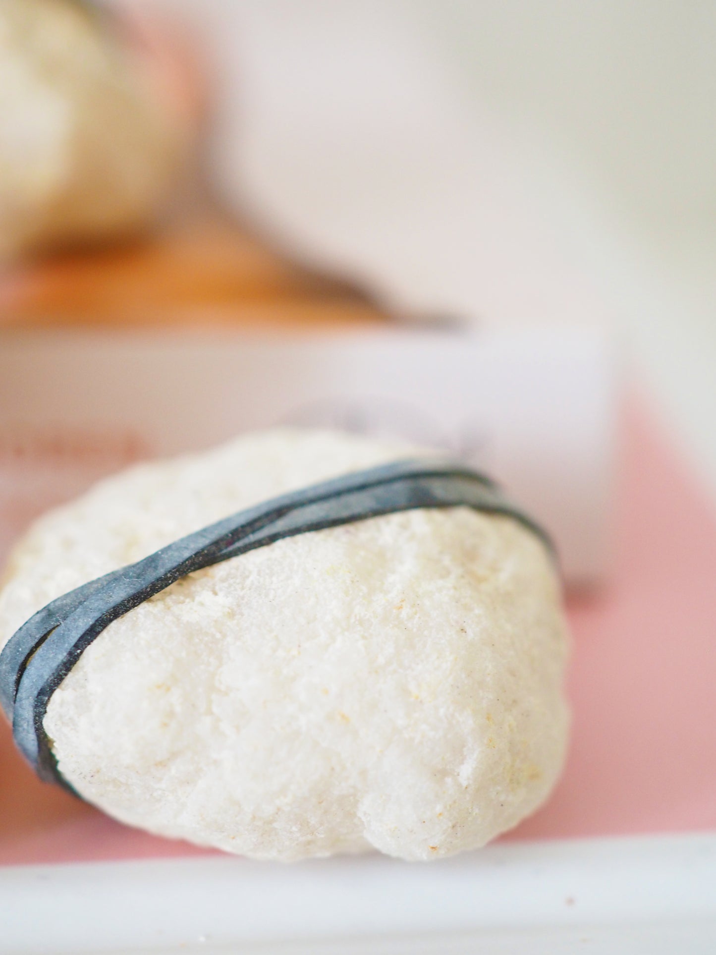 MINI LOVE GEODE . Weiße Quarz Baby Druzy Geoden Paar ca. 4cm - aus Marokko