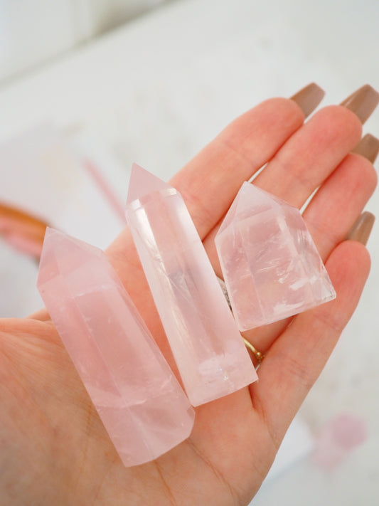 Gemmy Rosenquarz Spitze . Rosequartz Point ca. 4-7cm - aus Madagacar HIGH QUALITY