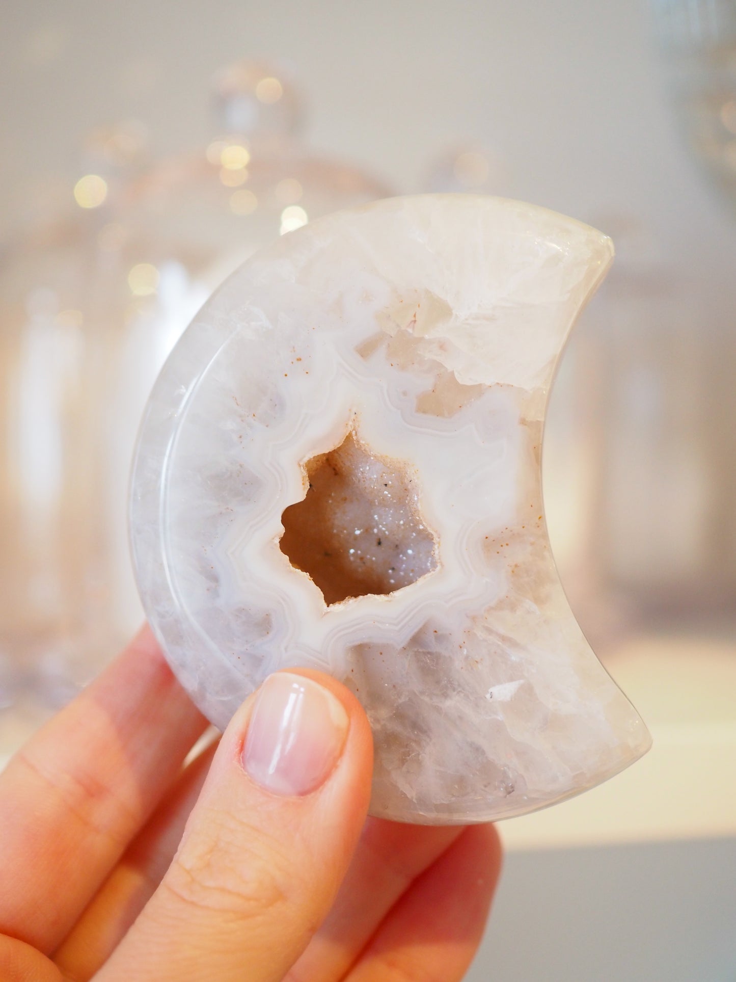Druzy Achat Mond Beige Peach Weiss ca. 7.8 cm - Handcarved aus Brasilien HIGH QUALITY