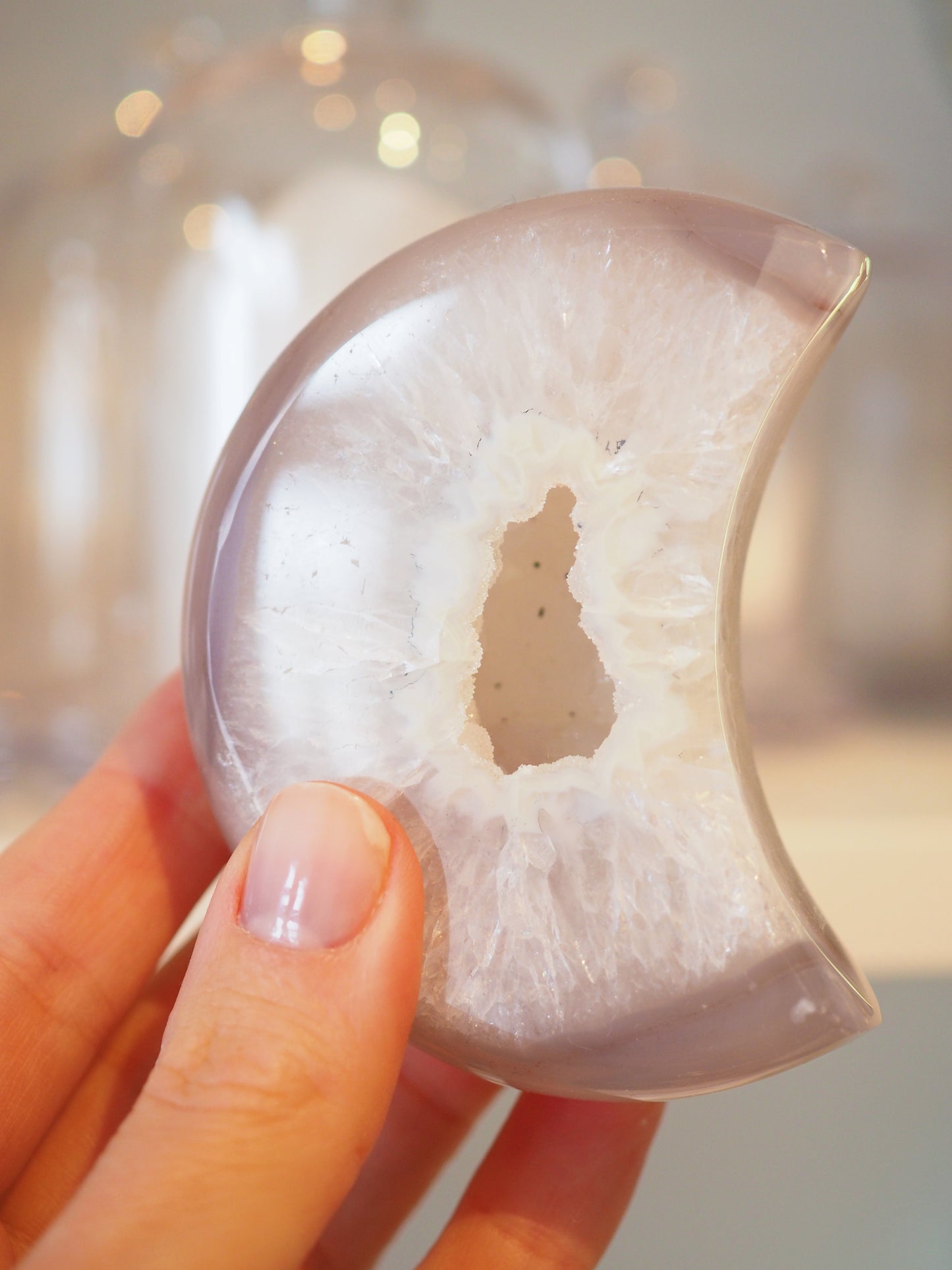 Druzy Achat Mond Beige Weiss ca. 7.8 cm - Handcarved aus Brasilien HIGH QUALITY