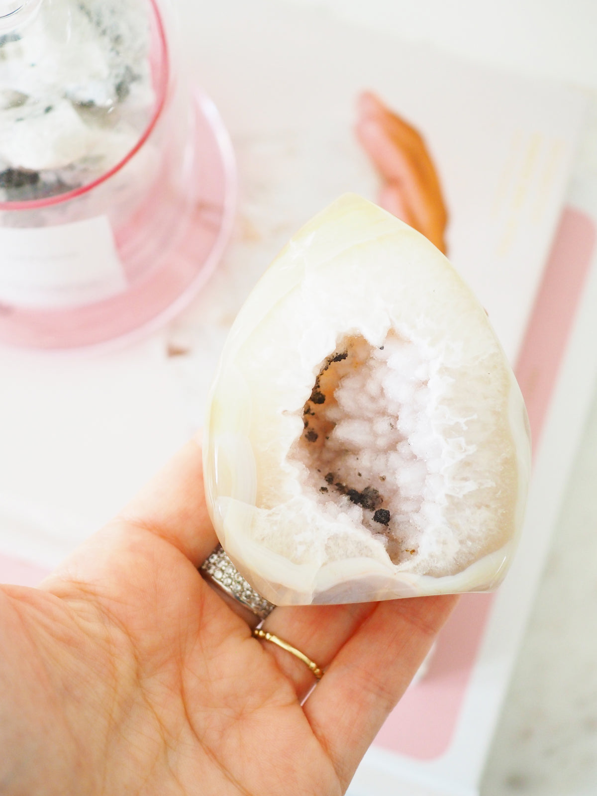 Druzy Achat Geode . Druzy Agate Geode ca. 8 cm 174g - aus Brasilien HAND POLISHED