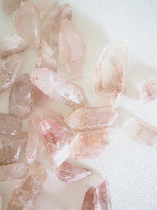 Pink Lithium Lemurian Spitze ROH - aus Brasilien RARE