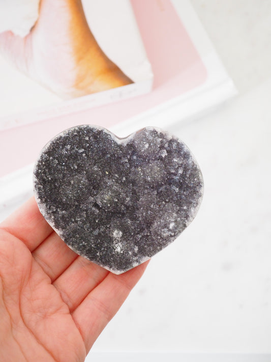 Galaxy Amethyst Herz . Galaxy Amethyst Heart ca. xxcm - aus Brasilien Hand Carved