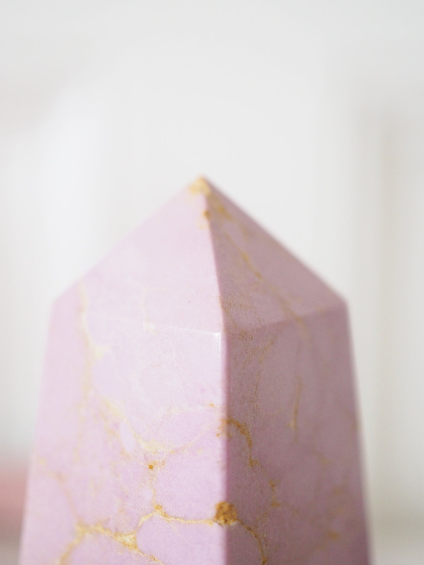 Phosphosiderit Obelisk . Phsoposiderite Obelisc ca. 10.5cm - aus Peru High Quality Hand Polished