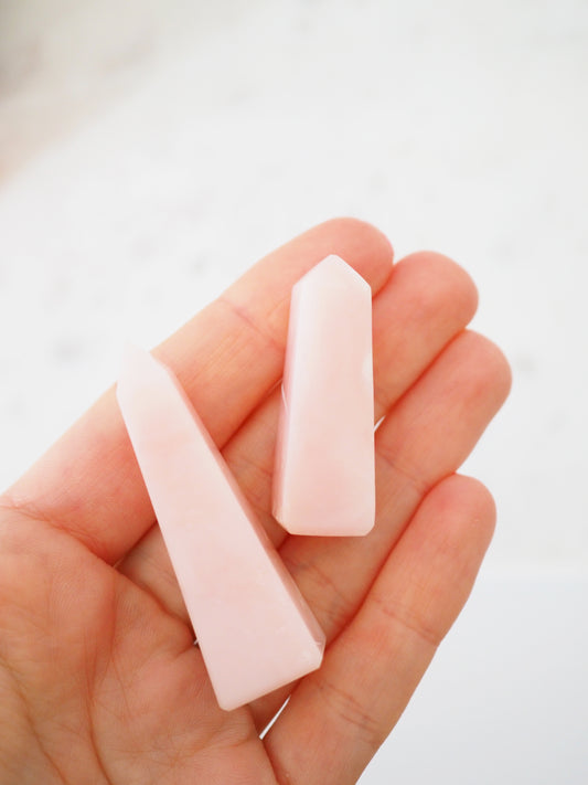 Pinker Andenopal Mini Spitze . Pink Andes Opal Mini Point ca.xx cm - Peru HIGH QUALITY Hand Carved