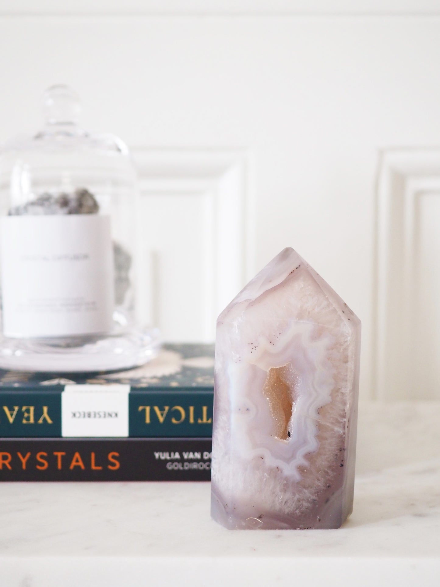 Druzy Achat Turm Obelisk . Druzy Agate Flat Obelisk ca. 10 cm- aus Brasilien Handcarved