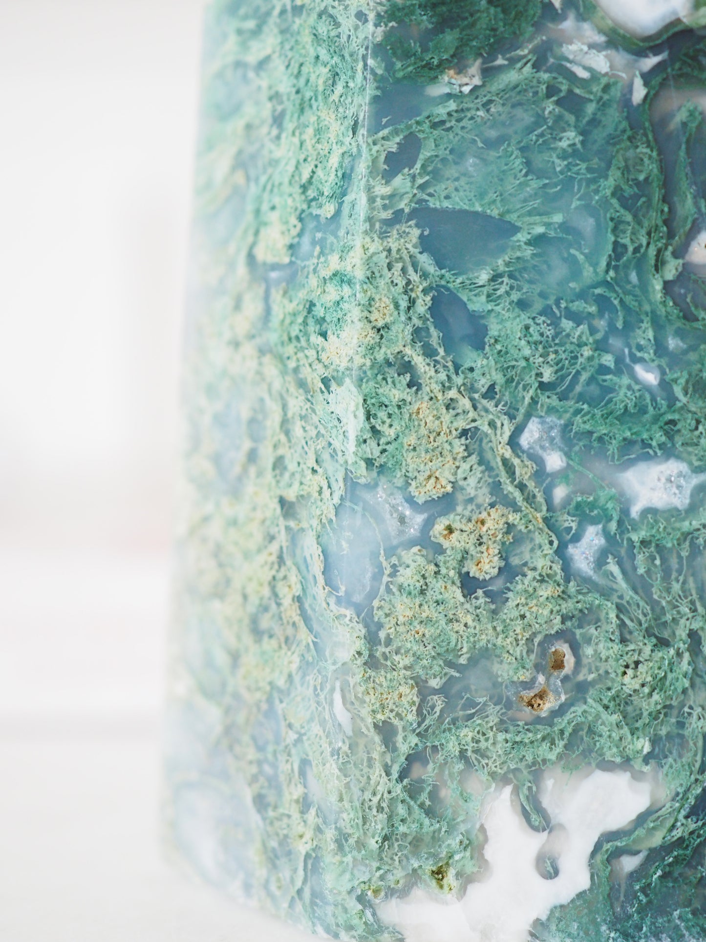 XL Moos Achat Spitze . Moss Agate Tower ca 15cm ca 590g