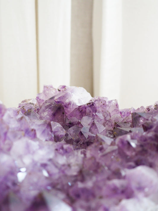 XXL Amethyst Cluster ca 28 cm 4.5kg . PARADISE COLLECTION - aus Brasilien AA