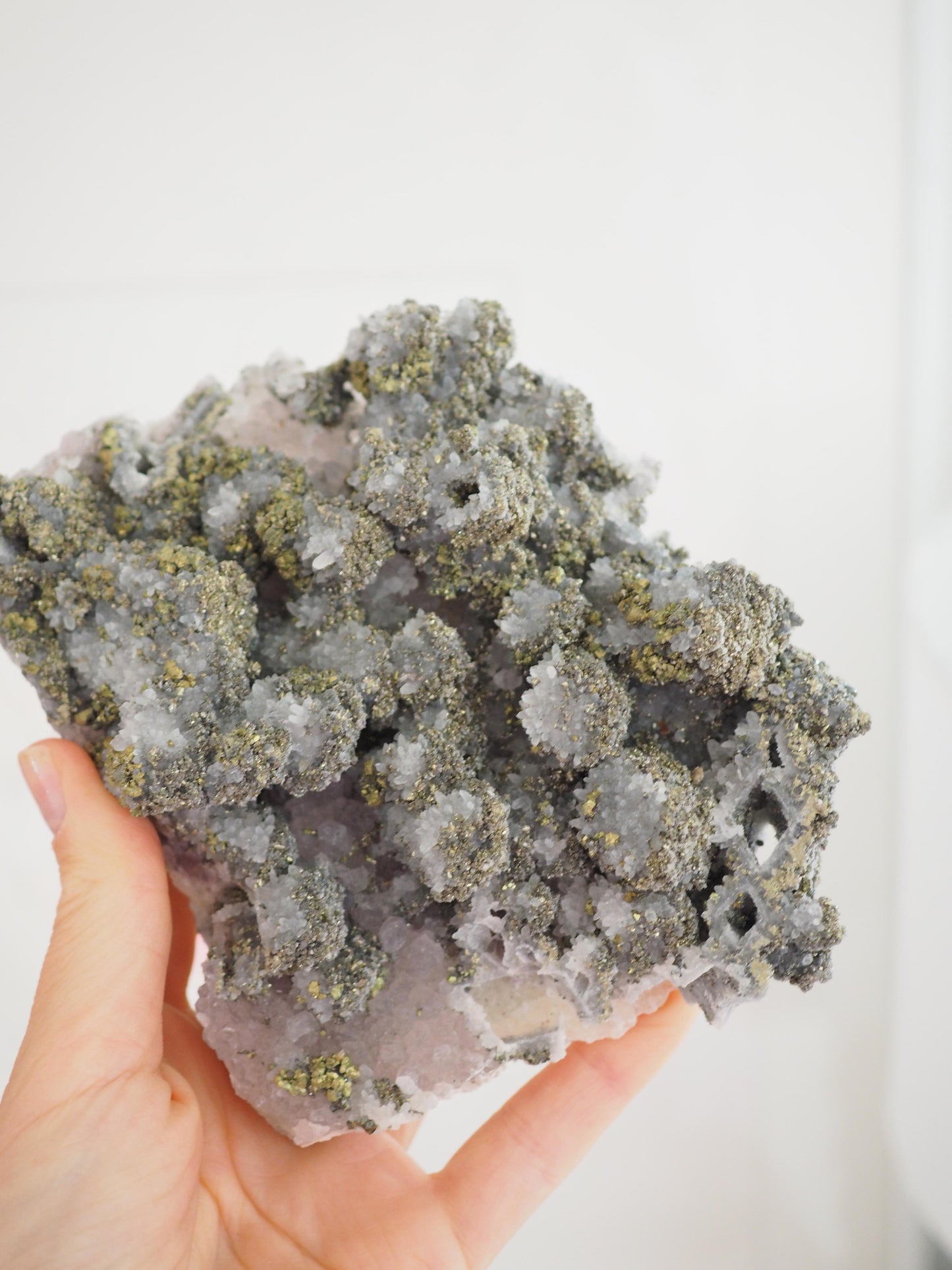 Amethyst mit Pyrit ca. 15 x 10 cm - aus Bulgarien RARE MINE CLOSED