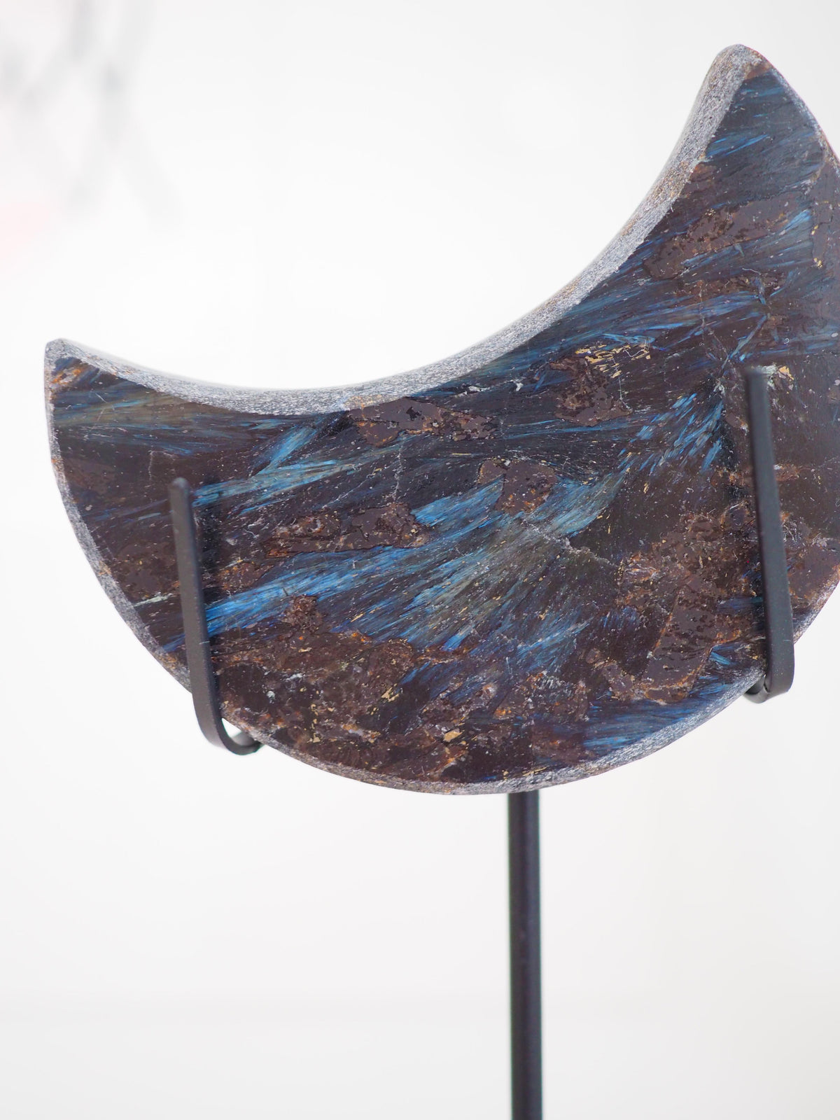 Astrophyllite Mond auf Halter ca. 16 cm - Kola Massiv Russland