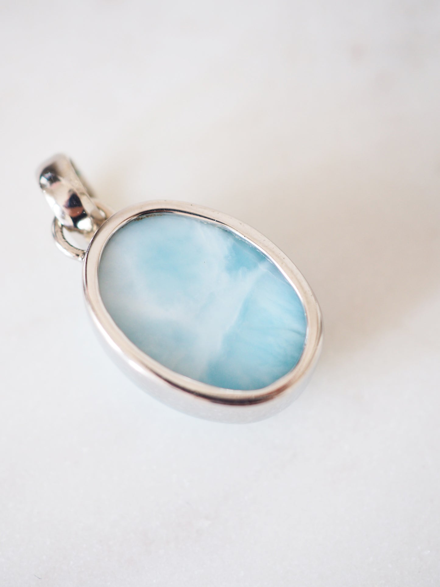 AA Larimar Anhänger No X ca. 26mm 925 Sterlingsilber Platiniert -aus der Dominikanischen Republik