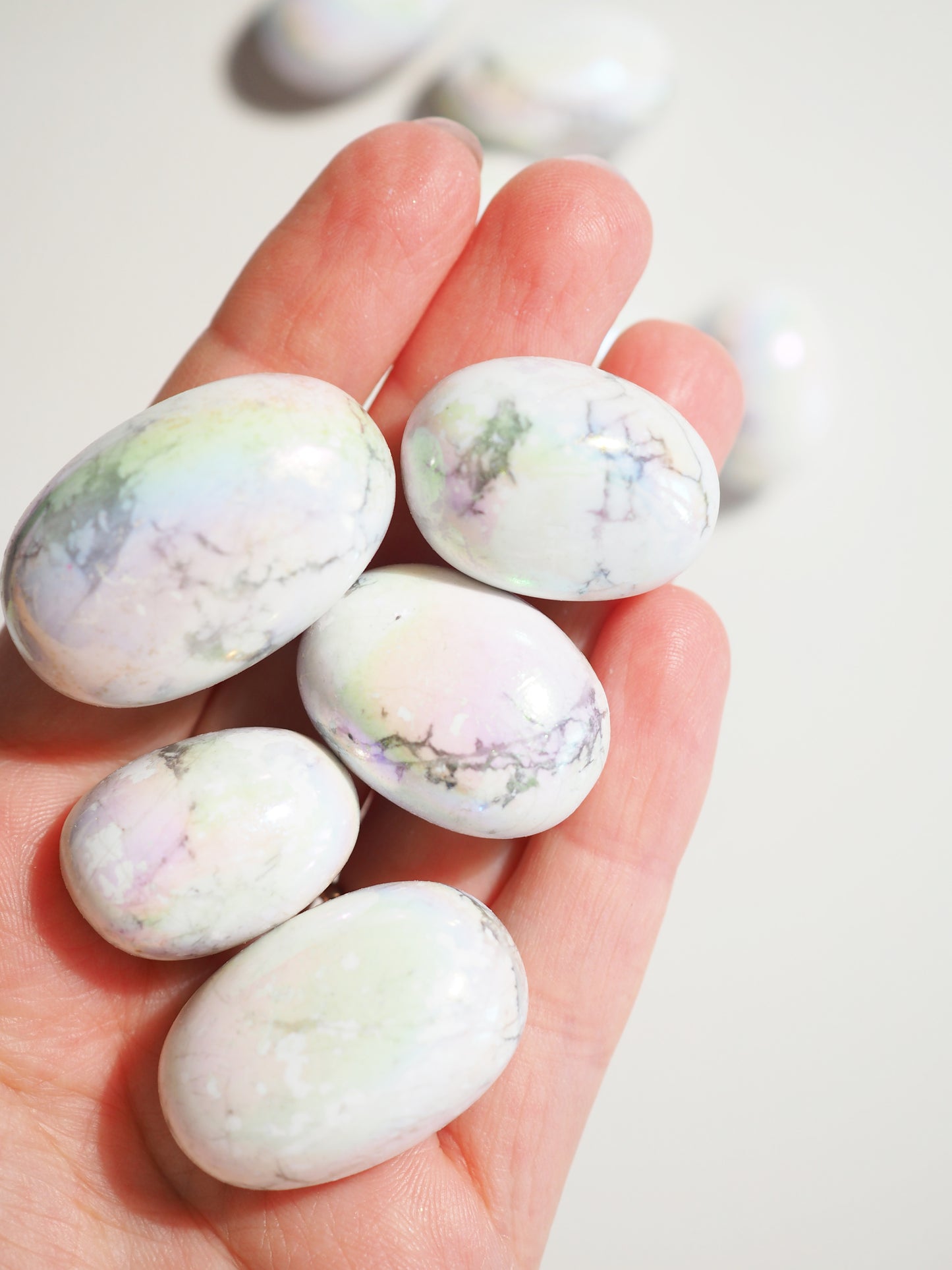 UNHAPPY AngelAura Magnesit Trommel Stein . Magnesite Tumble ca. 3- 3.5 cm Oval Shape - aus Simbabwe Afrika