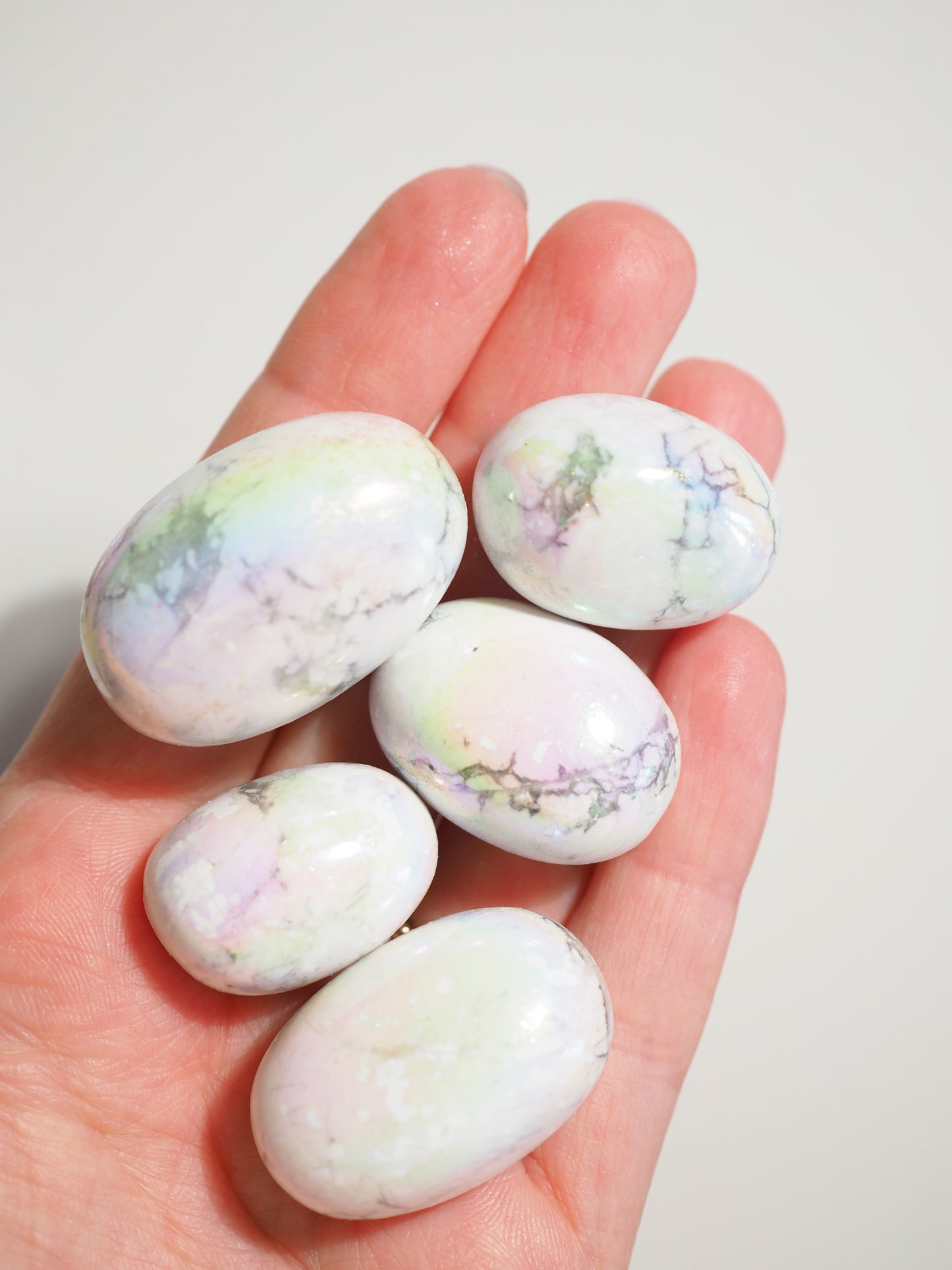 UNHAPPY AngelAura Magnesit Trommel Stein . Magnesite Tumble ca. 3- 3.5 cm Oval Shape - aus Simbabwe Afrika