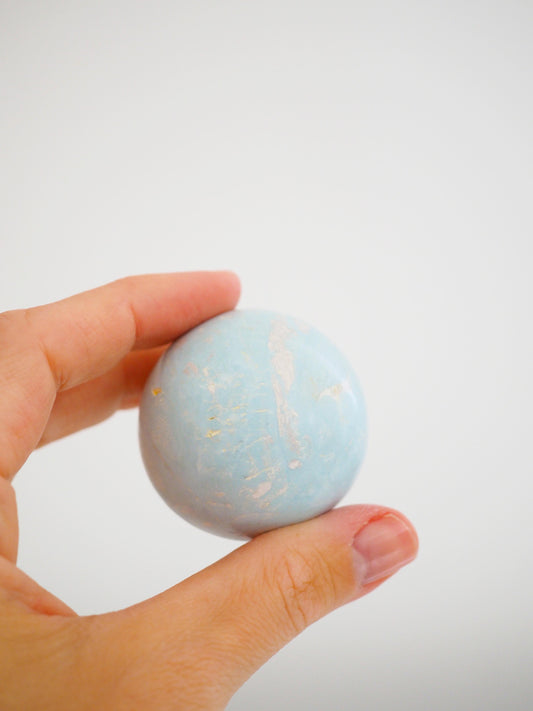 Dickite . Madagassischer Türkis Kugel ca. 4 cm - Madagascar