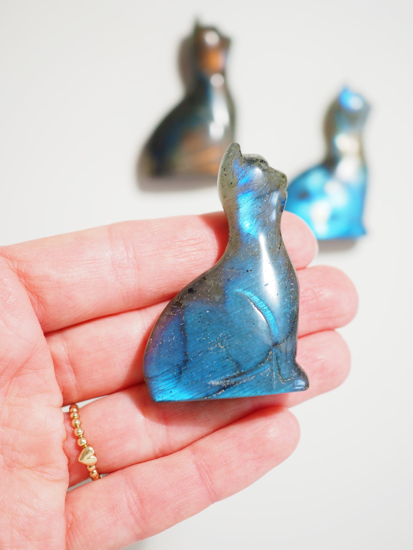 Labradorit Ägytische Katze Gravur . Labradorite egyptian Kitty Carving ca. xx cm - High Quality