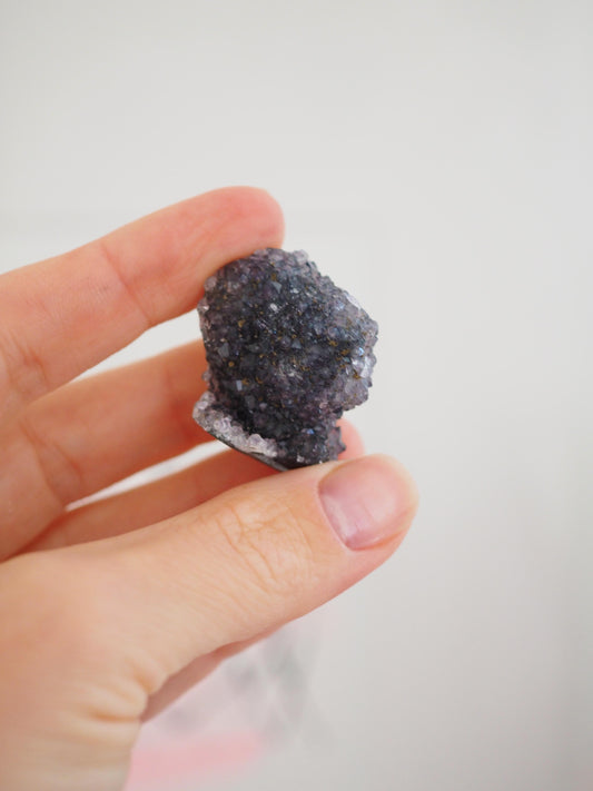 Schwarzes Rainbow Amethyst Cluster ca. 3 cm - Uruguay HIGH QUALITY