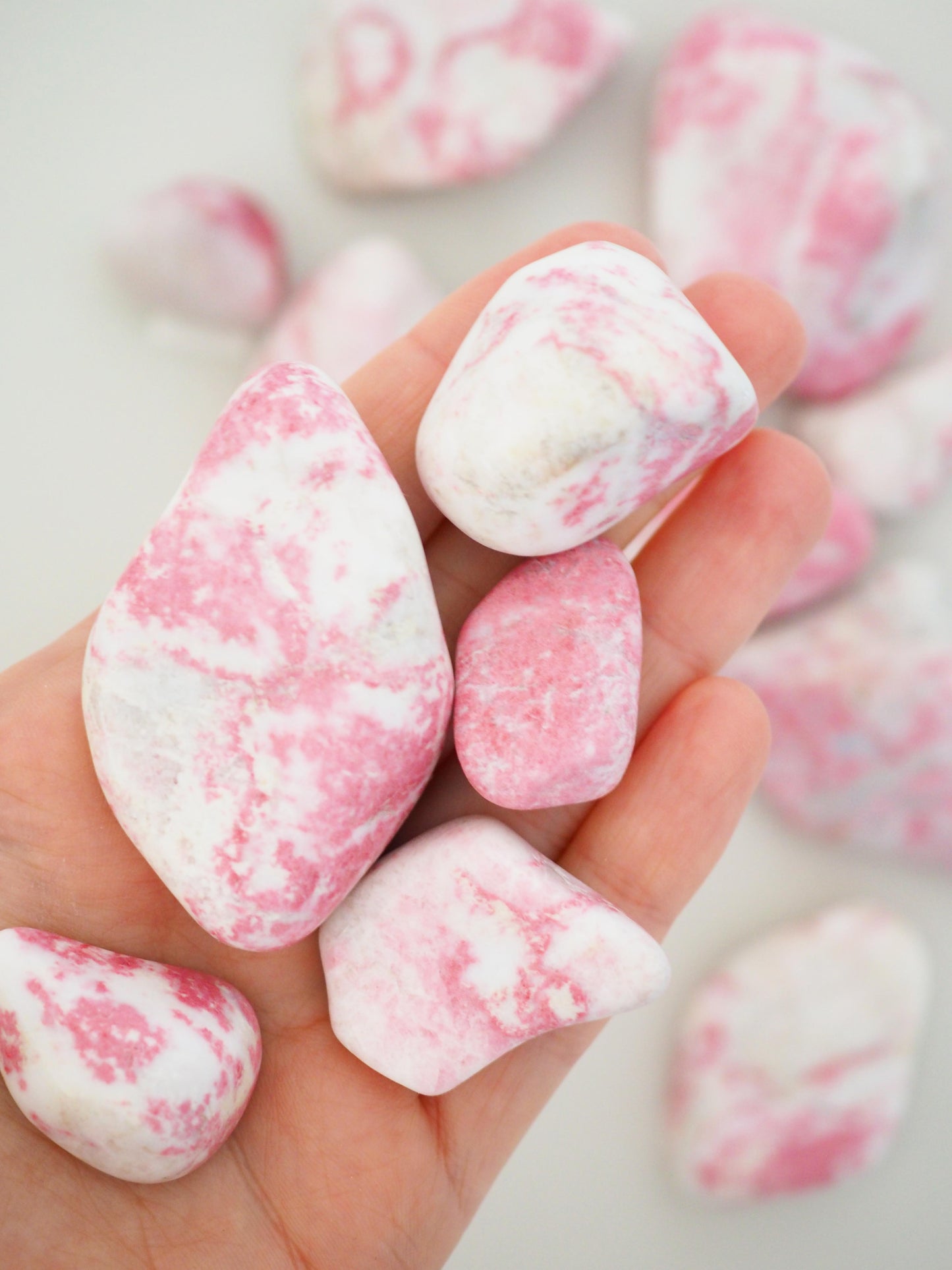 Thulit Trommelstein S M L ca. 3 - 5 cm - aus Norwegen RARE