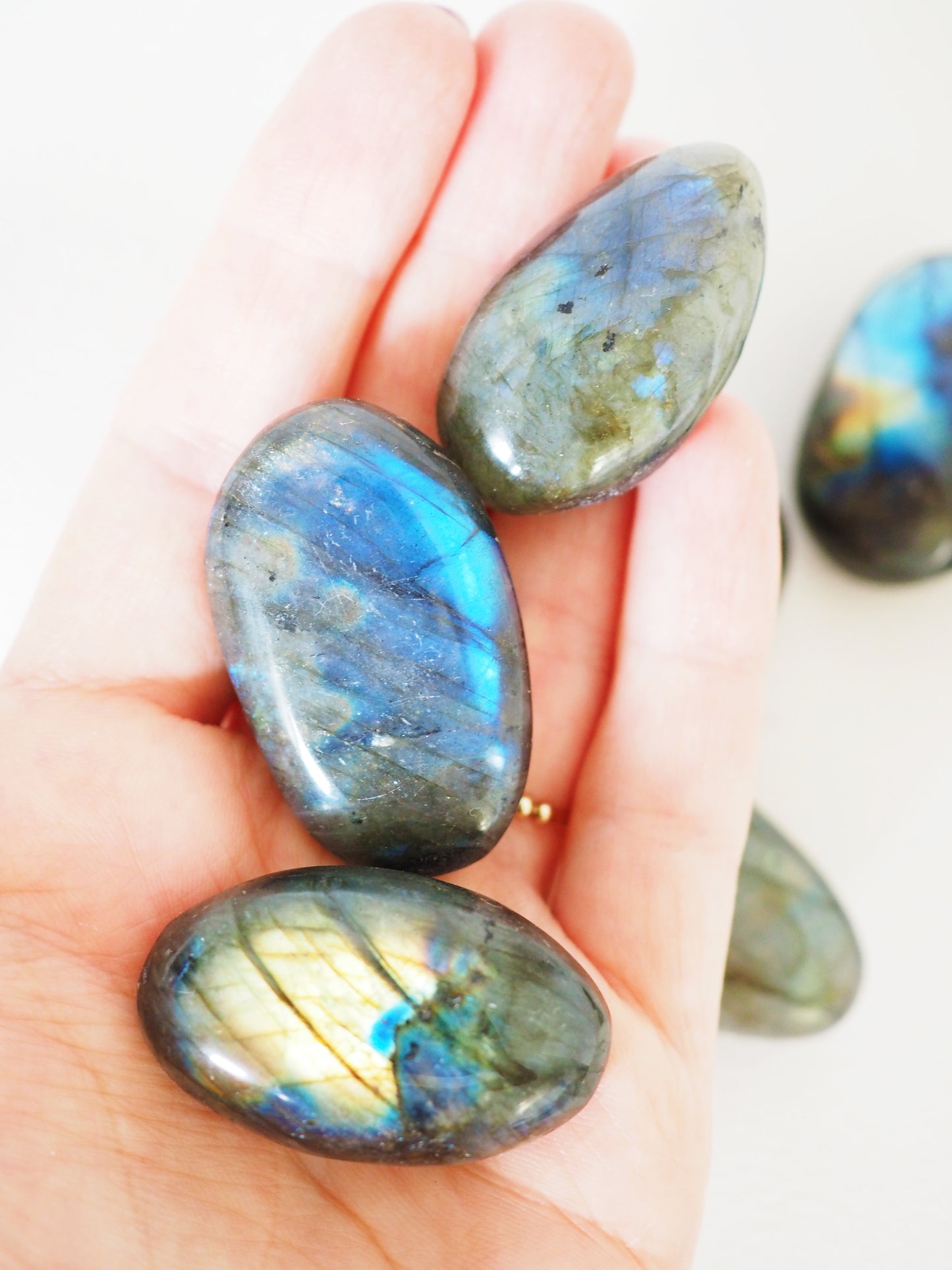 Labradorit Trommel Stein . Labradorite Tumble ca. 3-4 cm - aus Madagascar HIGH QUALITY