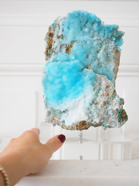 Eis blauer Aragonit auf Ständer Halter ca. 24 x 13cm. PARADISE COLLECTION - aus Yunan China