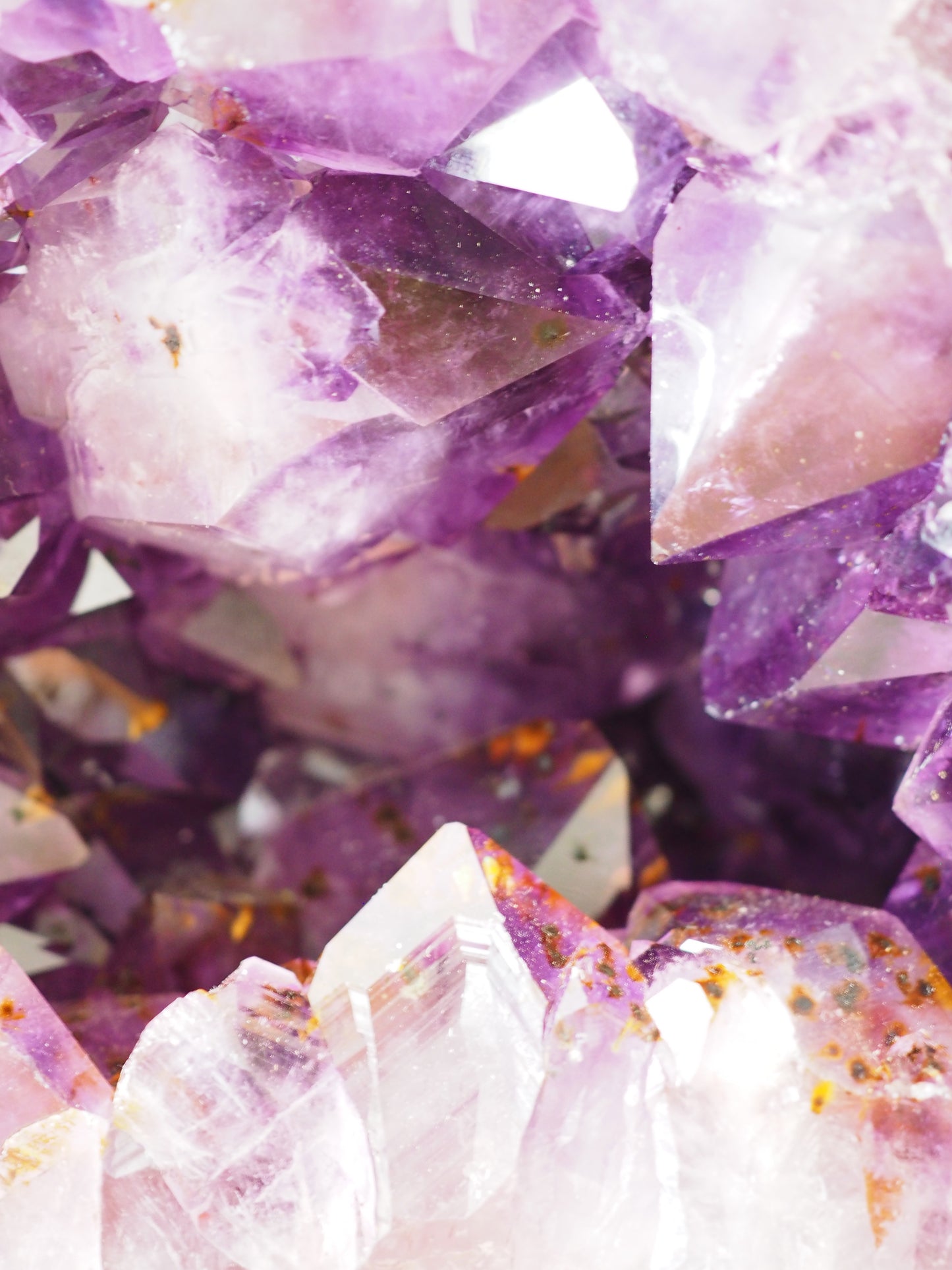 Deep Violette Amethyst Geode mit großen Kristallen ca. 21x22 cm 6.4 Kg . PARADISE COLLECTION - aus Brasilien HIGH QUALITY