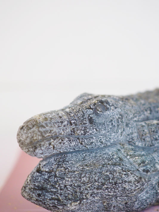 Rohe Krokodil Gravur Labradorit ca. 12 cm - Madagascar HAND CARVED