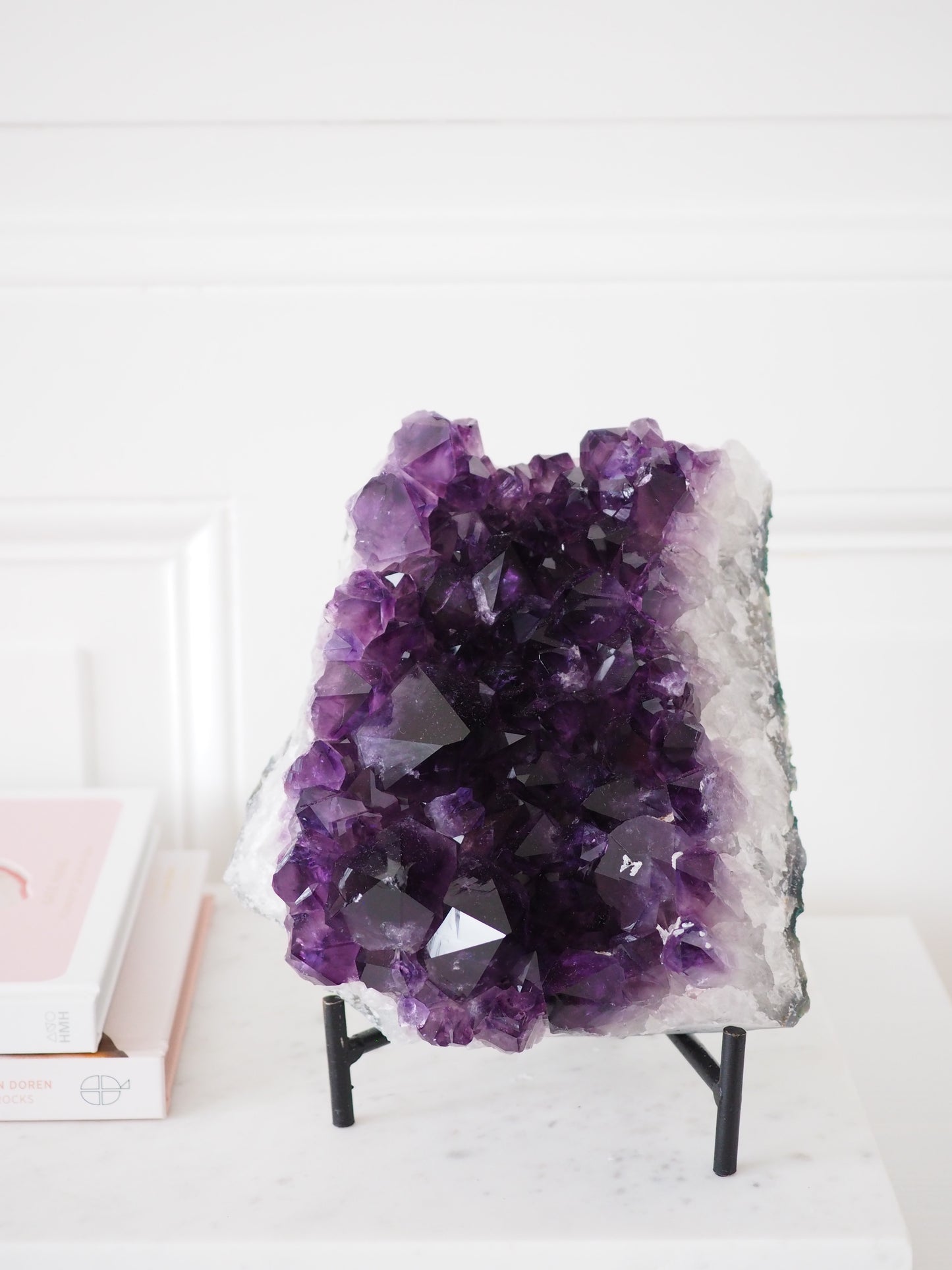 Super Deep Violettes Amethyst Cluster ca. 19 x17 cm mit Halter . Ständer . PARADISE COLLECTION - aus Ametista a do Sul - Rio Grande do Sul Brasilien HIGH QUALITY RARE