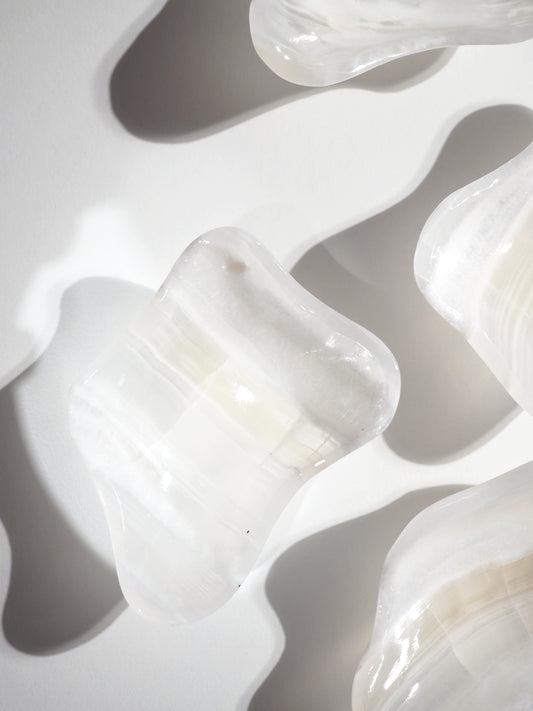 Weiße Onyx Edelstein. Kristall Schale. Aragonit . Calcit ca. 10 x 7 cm - aus Mexiko