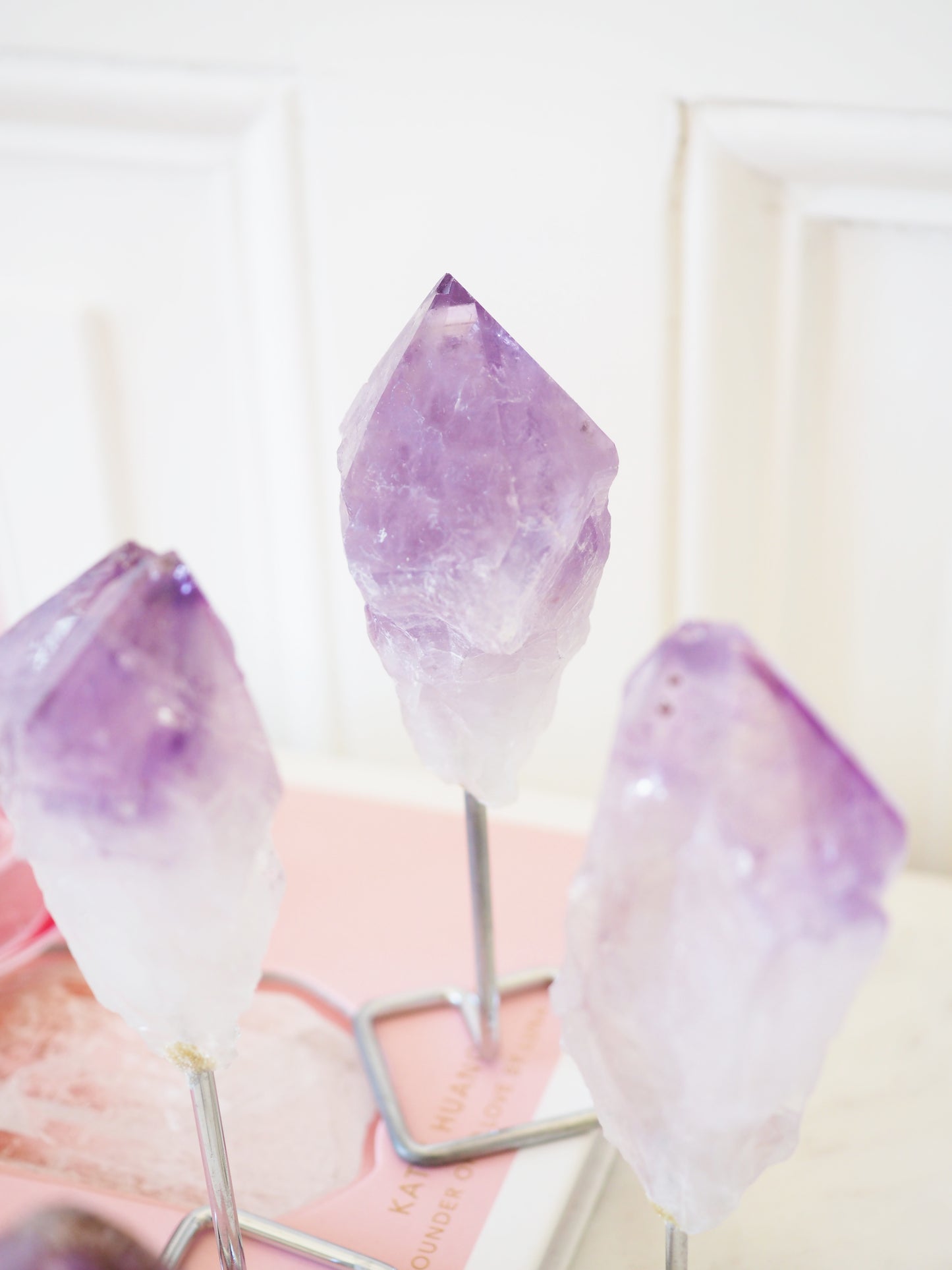 Amethyst Wurzel . Spitze auf Halter . Ständer ca. 14 cm - aus Brasilien