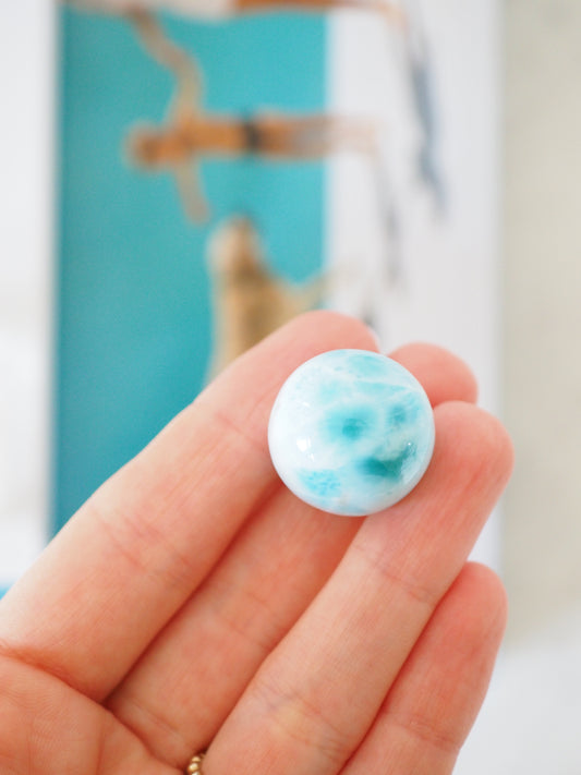 AAA Larimar Kugel gebohrt ca. 2.2 cm No.28 - aus der Dominikanischen Republik RARE