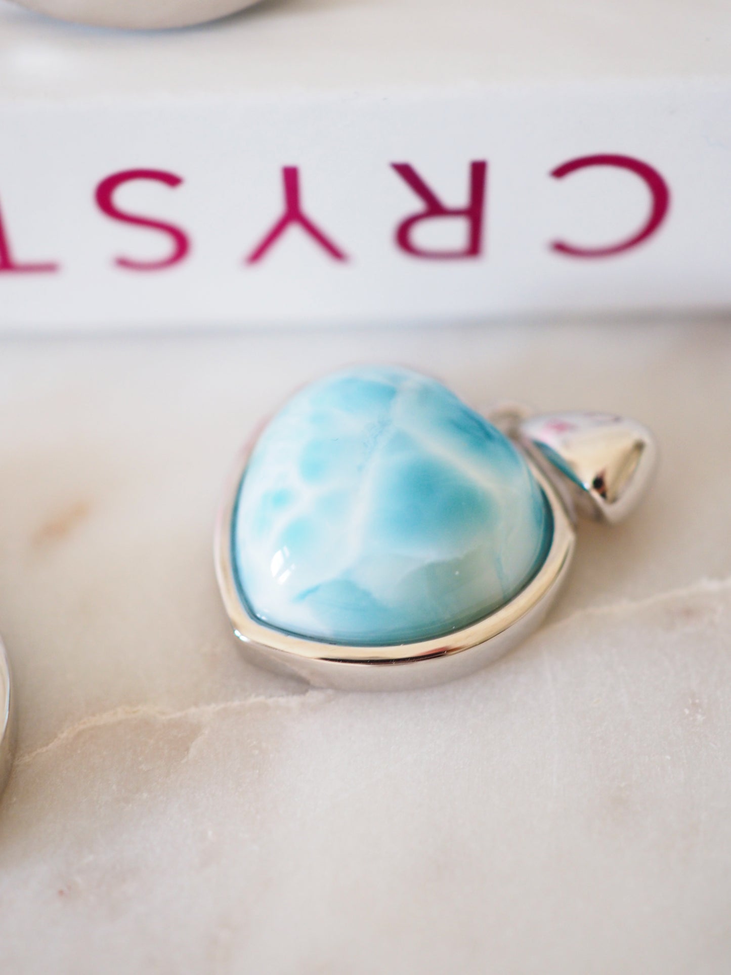 AAA Larimar Herz Anhänger L 2.7 cm 925 Sterlingsilber rhodiniert - aus der Dominikanischen Republik RARE