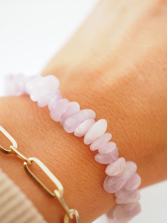 Kunzit Chips Armband . Kunzite Bracelet 8-10mm - High Quality